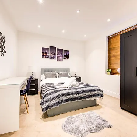 Apartment Spacious 1 Bed Near Central - 5 Per Cent Off Weekly Bookings ! London