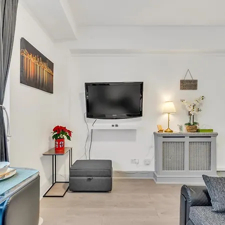 London, Near, Marble Arch, Oxford Street, Mayfair, One Bedroom * London