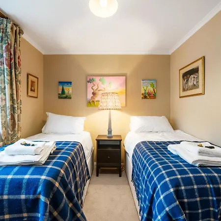 Bright & Cosy Gem ~ Battersea Park View ~ King Bed *