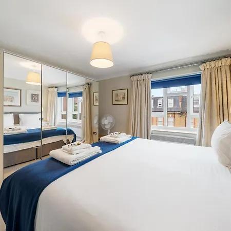 Bright & Cosy Gem ~ Battersea Park View ~ King Bed דירה