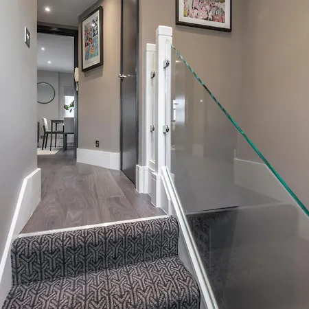 Luxury Georgian House In Marylebone: Modern 1-bed Retreat Apartment