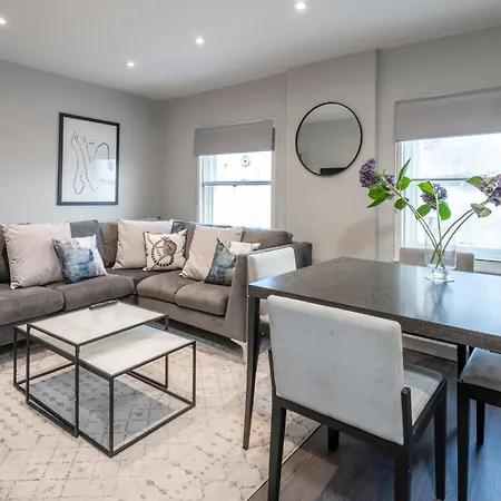 Luxury Georgian House In Marylebone: Modern 1-bed Retreat