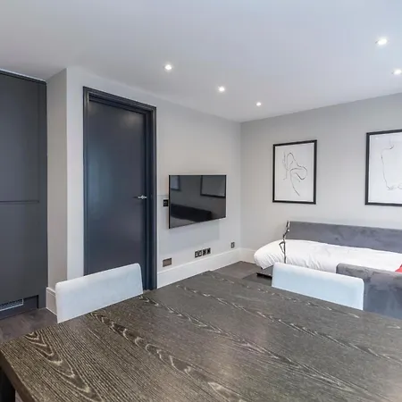 Luxury Georgian House In Marylebone: Modern 1-bed Retreat Apartment *