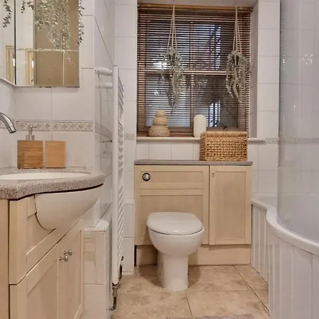 Old Town Flat In The Heart Of Shoreditch London