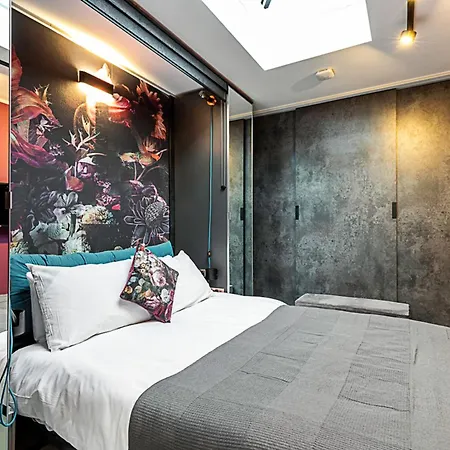 Holiday home Scarlett Heart In Golders Green