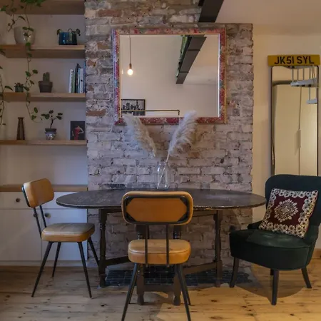 Apartment Heart Of Hackney Cosy 1br Loft Apt. London