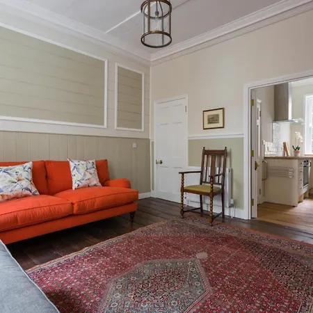 The Hearts Of Old 3 Bedroom In The West End *