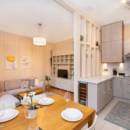 Bright & Charming 2br Flat Wbalcony In Maida Vale Apartment *