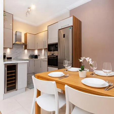 Apartment Bright & Charming 2br Flat Wbalcony In Maida Vale
