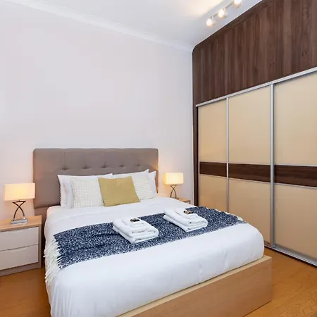 Bright & Charming 2br Flat Wbalcony In Maida Vale Apartment London