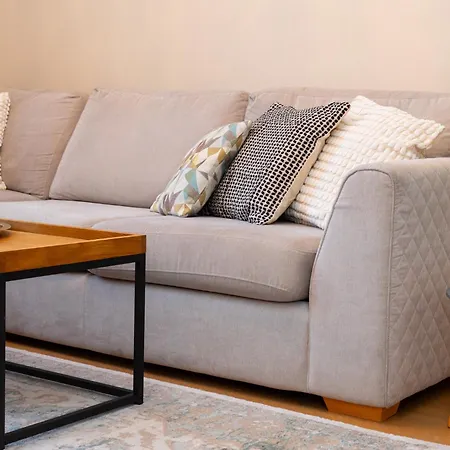 Bright & Charming 2br Flat Wbalcony In Maida Vale *