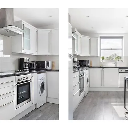 Superb Penthouse With 2 Bathrooms And Roof Terrace Apartment
