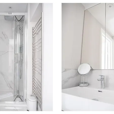 Spectacular Flat Located In Prime Notting Hill *