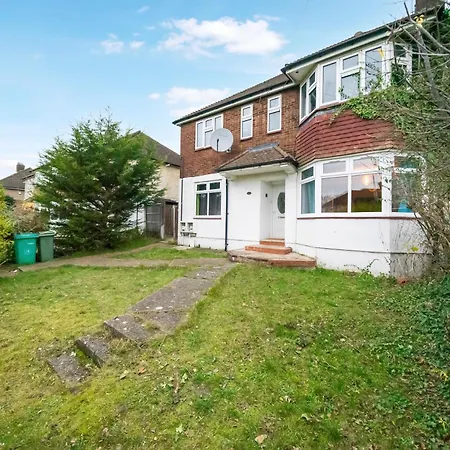 Apartment Uksas Two Bed House Free Parking Redbridge