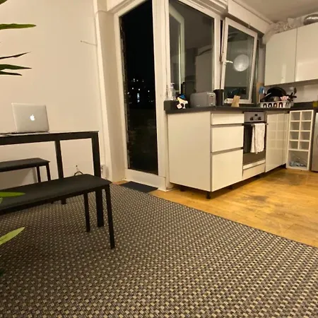 Spacious With Skyline Views Close To Eye * ロンドン