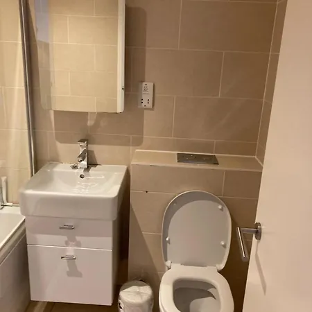 Two Double Bedroom Flat In Soho Apartment London