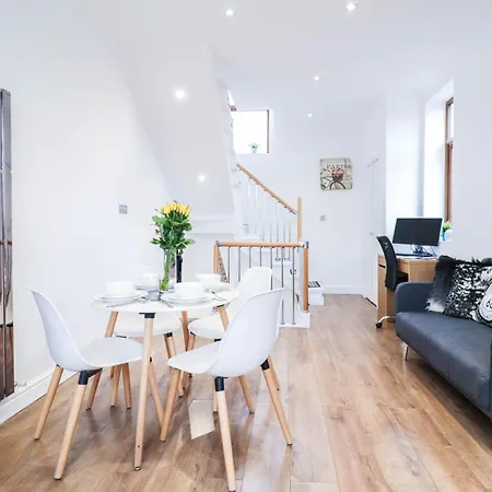 Stunning Split Level