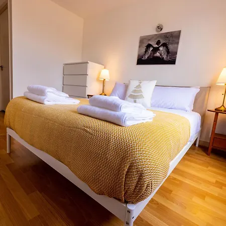 Beautiful And Spacious 2-bed In Apartment