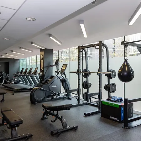 Hotel Hilton Wembley 4*