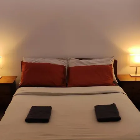 Surrey Quays Residency - Serviced Guest house