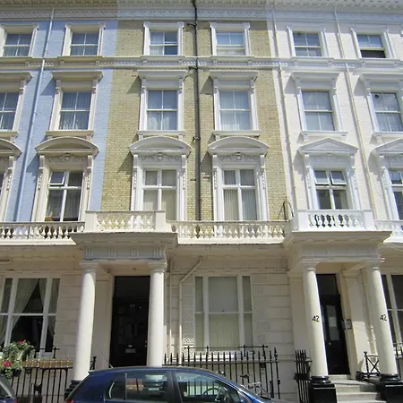 Queensborough Terrace Serviced By Concept *