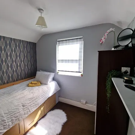 The Griffen Homestay *