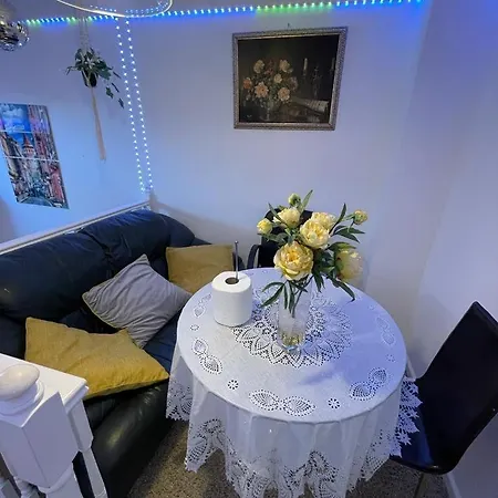 Ari Luxury Triple London