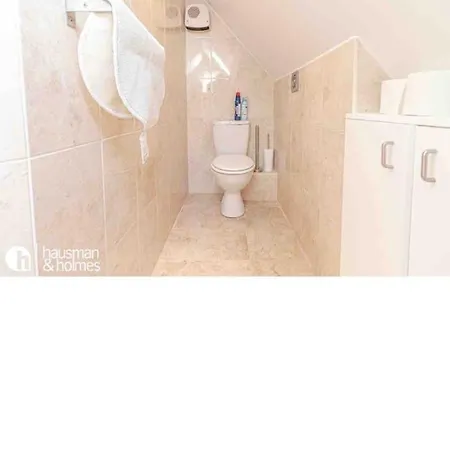 Flat In The Heart Of Golders Apartment *
