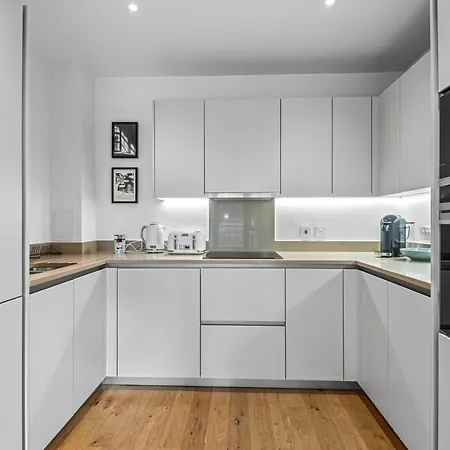 Londwell, Heart Of Notting Hill, Balcony Luxury Apartment *