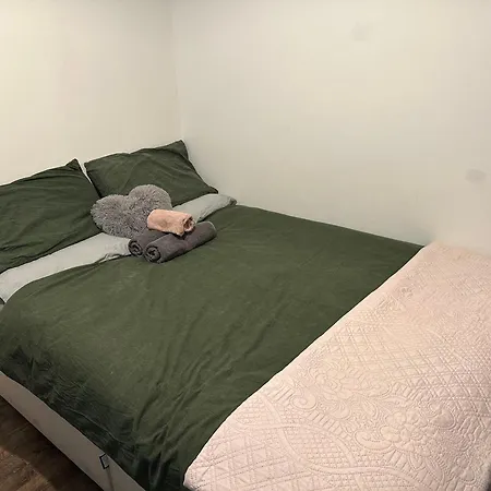 Wembley Area Serviced Apartments, 15mins To Central Apartamento *