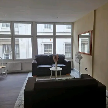 Affordable In Shared Flat, Bridge
