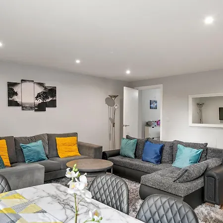 Elegant 3Br 2Bath Flat In Canary Wharf - O2 -Excel *