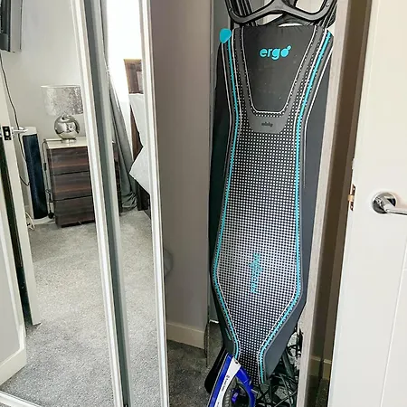 2 Double Bedroom In Edgware, London *