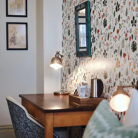 The Black Lion Pub & Boutique Värdshus 3*