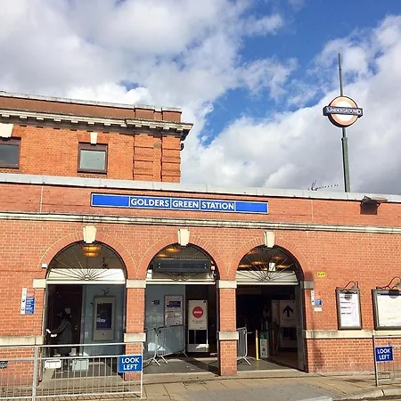 Newday Property - Golders Green Apartment London