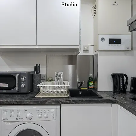 Stylish Kensington *