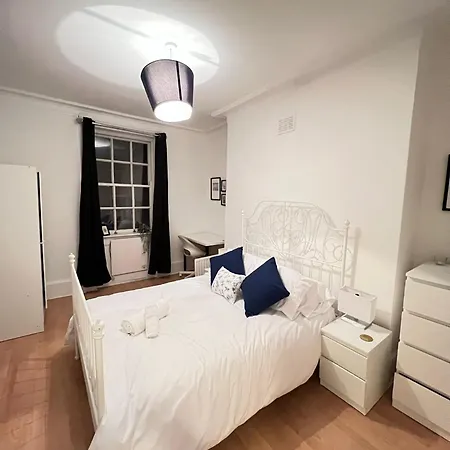 Lovely 2 Bed Flat In Soho! Lejlighed *