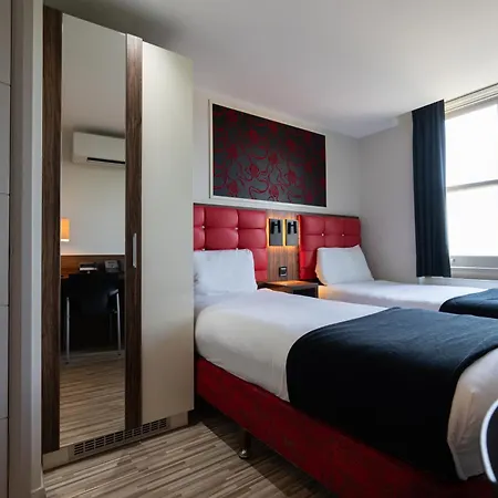 Hotel Simply & London