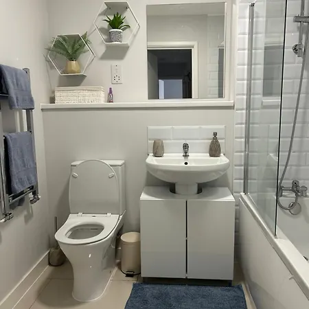 Stylish Meets Luxury! 2 Bed 2 Bath Family *