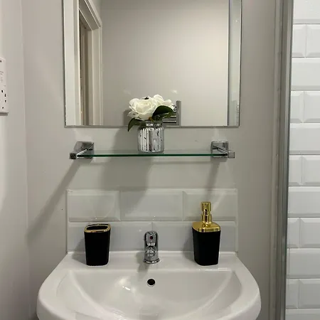 Stylish Meets Luxury! 2 Bed 2 Bath Family *