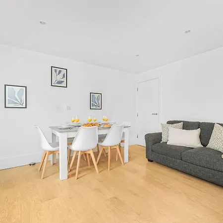 King's Cross - 2br With Terrace - Cityapartmentstay
