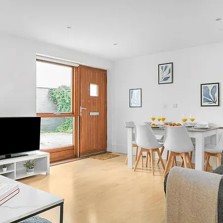 King's Cross - 2br With Terrace - Cityapartmentstay
