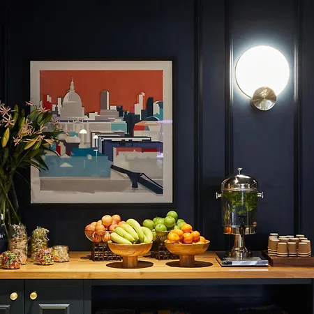 The Dilly Hotel 5*