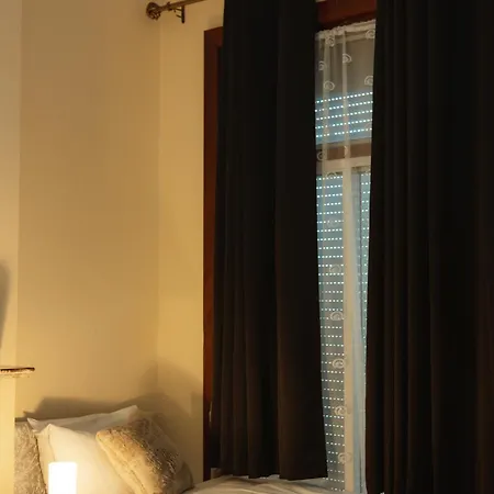 Bed & Breakfast Victorian Woods London