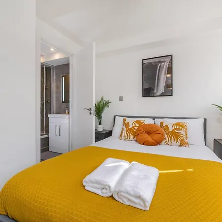 Modern - 2 Bedrooms 2 Bath - Battersea, Vauxhall & Nine Elms Station Londýn