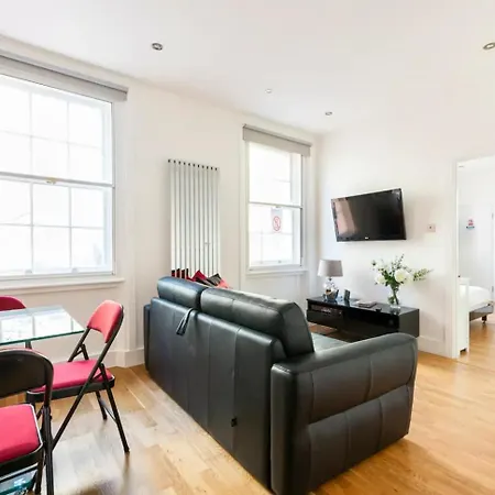Lovely One Bedroom In The Heart Of