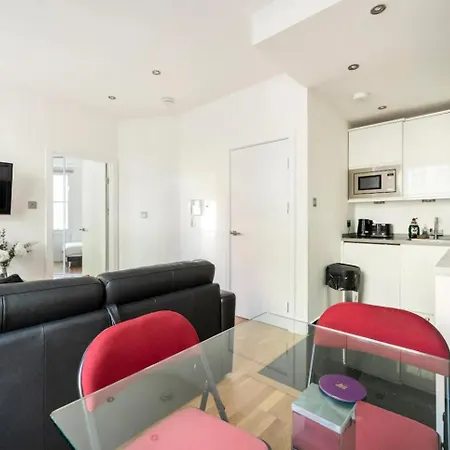 Apartment Lovely One Bedroom In The Heart Of