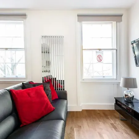 Lovely One Bedroom In The Heart Of * London