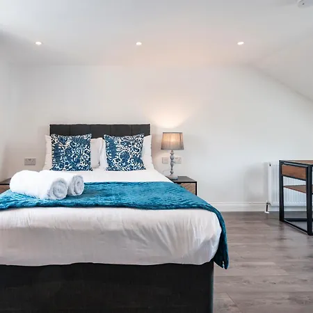 Fulham Apartment