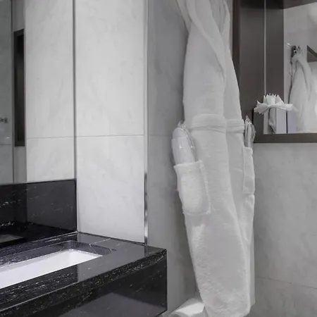 Szálloda Doubletree By Hilton - Greenwich 4*